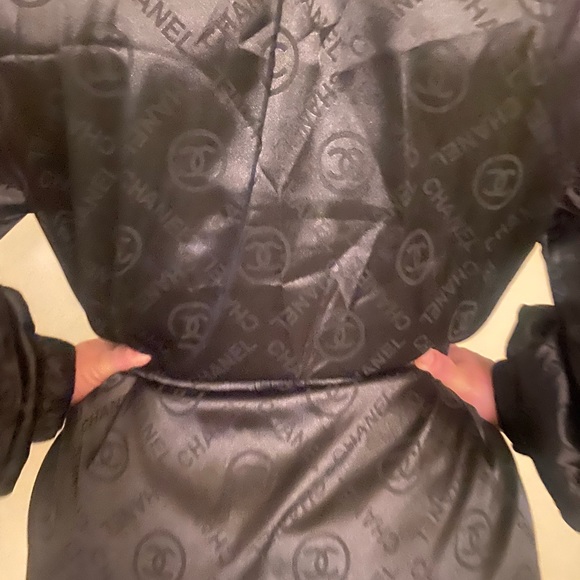 Custom dress - Picture 4 of 7